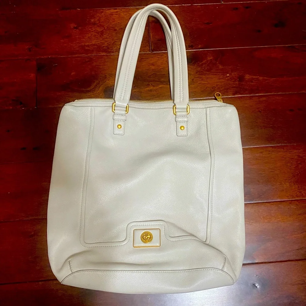 Marc by Marc Jacob’s Revolution Leather Zip Tote - Picture 1 of 13